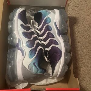 Nike VaporMax Plus White/Fierce Purple